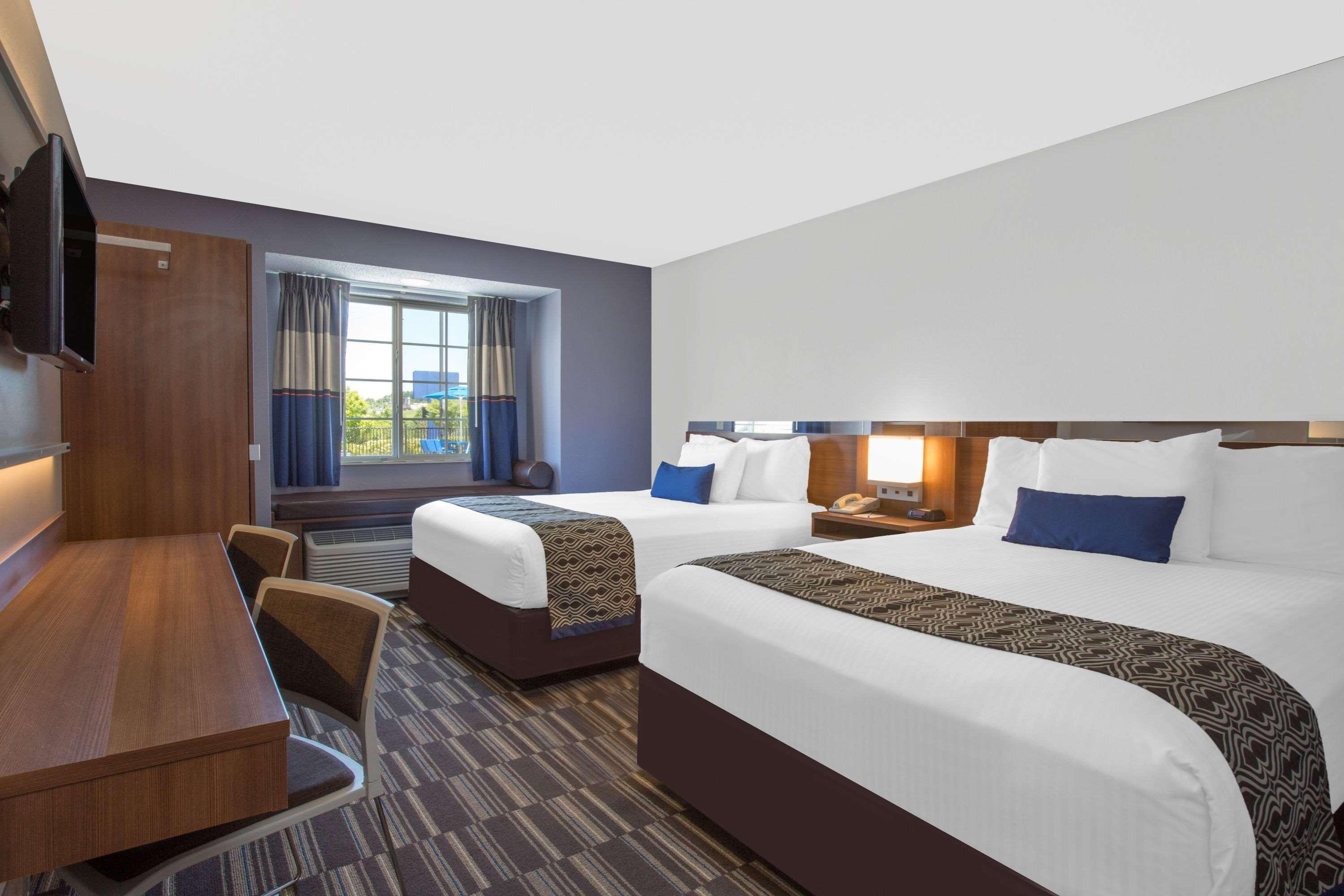 Microtel Inn & Suites By Wyndham Gardendale Exteriör bild