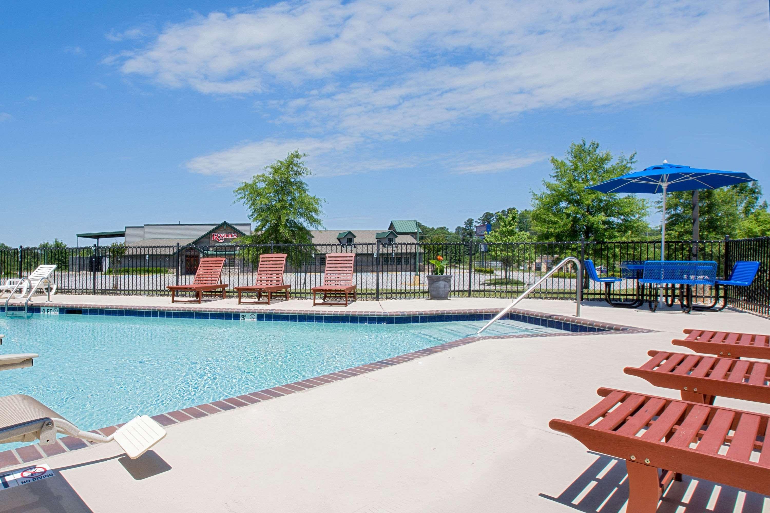Microtel Inn & Suites By Wyndham Gardendale Exteriör bild