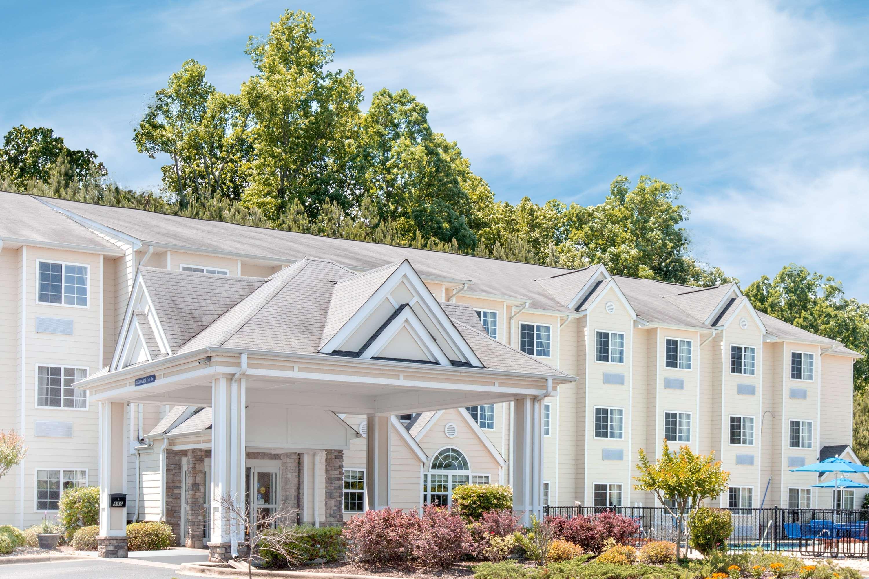 Microtel Inn & Suites By Wyndham Gardendale Exteriör bild